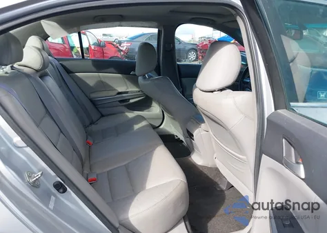 2010 Honda Accord 2.4 Ex-L from USA, damaged, VIN 1HGCP2F83AA104187